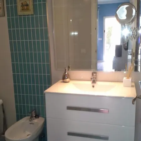 Blue House En Els Molins Apartamento *